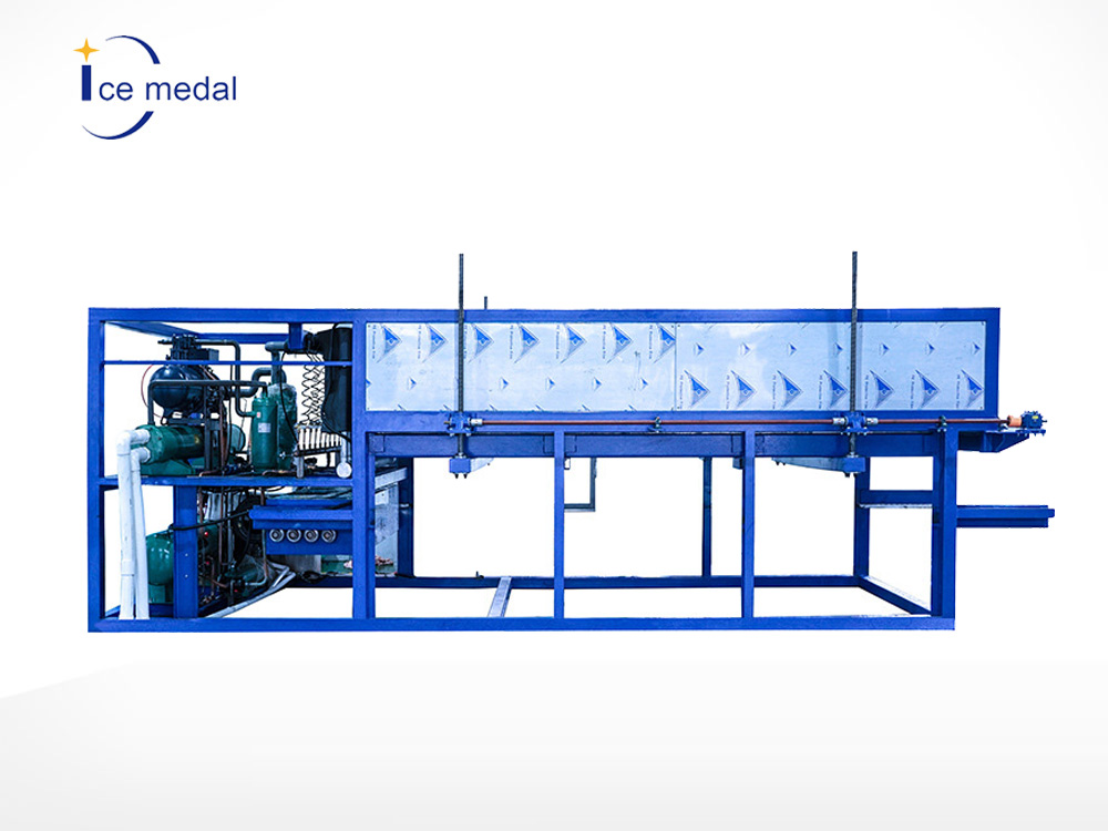 日產(chǎn)10噸直冷冰磚機 港口碼頭制冰設(shè)備